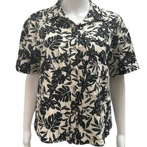 Gianni Bini Womens Sz M Button Up Short Sleeve Black Off-white Floral Hawaiian